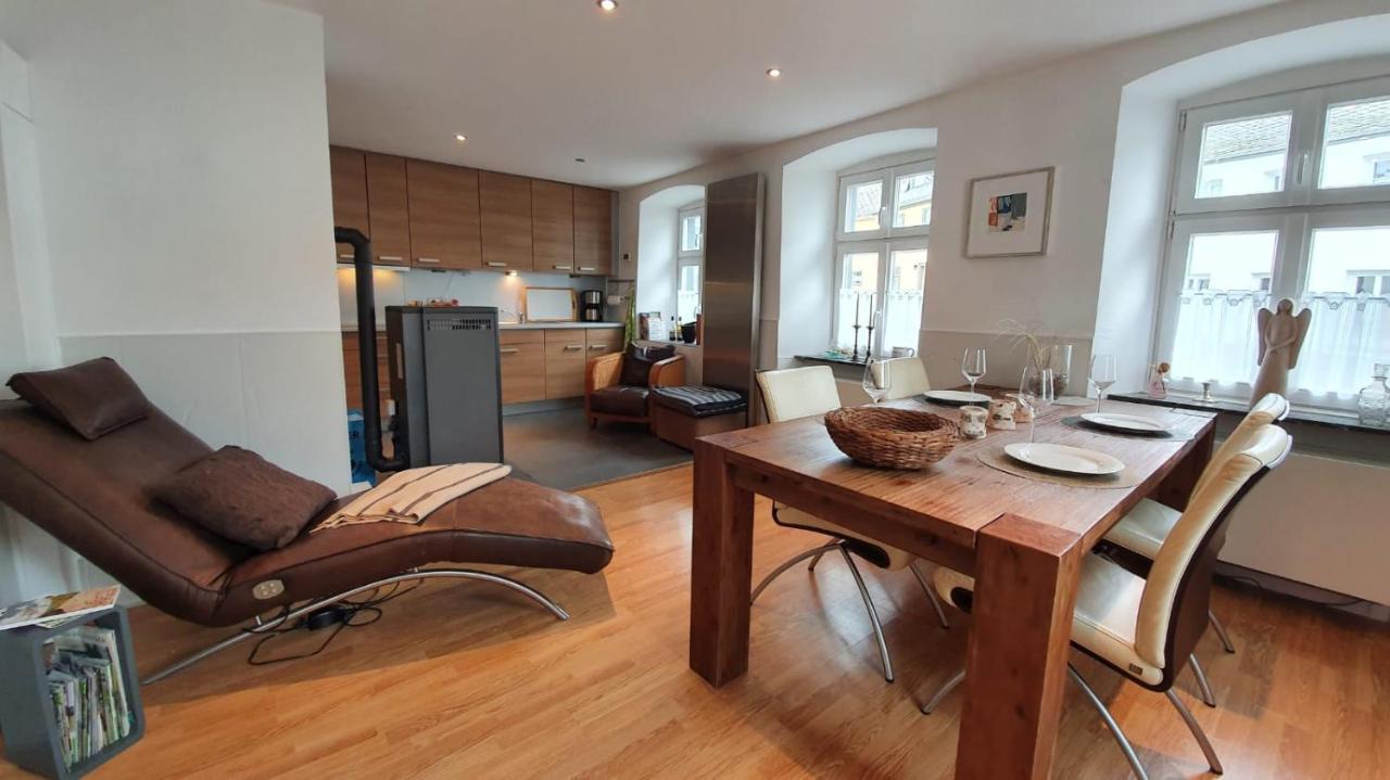 Altes Pfarrhaus Holiday home Hunolstein